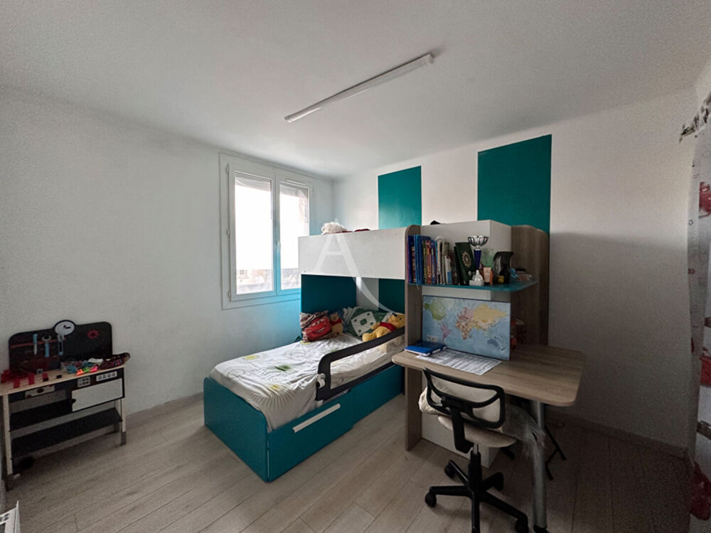 Bel appartement Perpignan 3 pièces avec balcon, cave et garage individuel