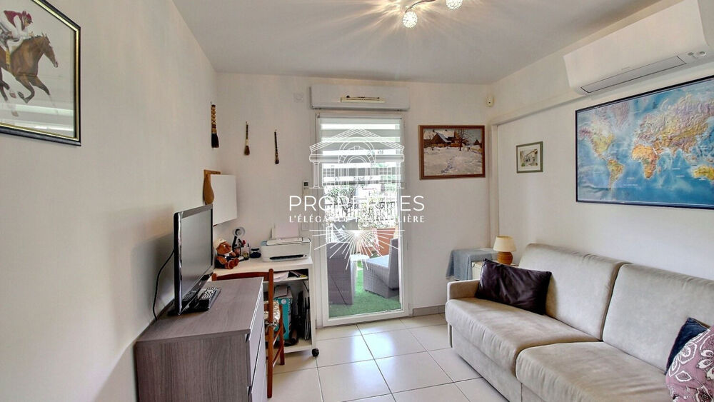 Vente Appartement LE LAVANDOU - T3 DE 2016 - 68 M² - ASCENSEUR - TERRASSE 60M² -  PISCINE - PARKING X2 Le lavandou