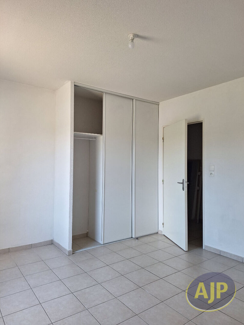 Location Appartement Appartement Pons 2 pièce(s) 50 m2 Pons
