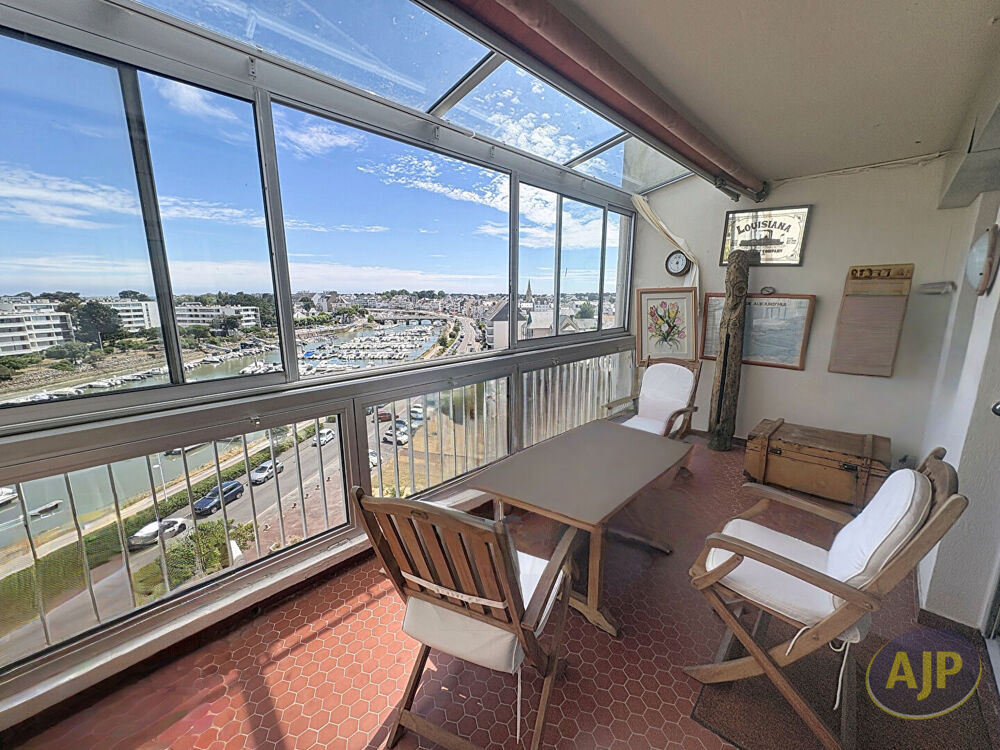 LE POULIGUEN - 85 m² dernier étage avec vue imprenable sur le port de plaisance