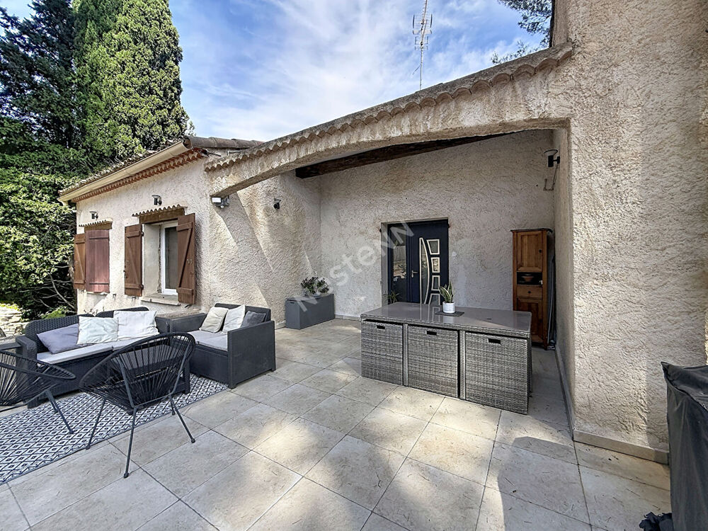 Vente Maison Maison 4 pièces avec piscine à vendre à La Ciotat La ciotat