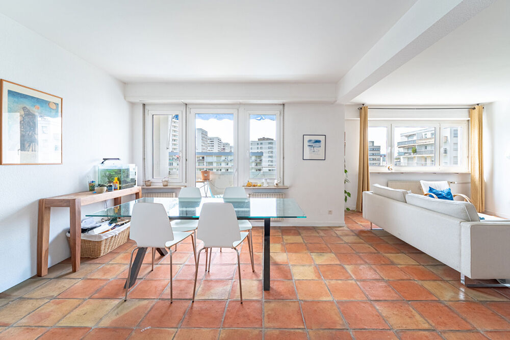 Vente Appartement Spacieux 9 pièces de 7 chambres, avec balcon et parking Strasbourg