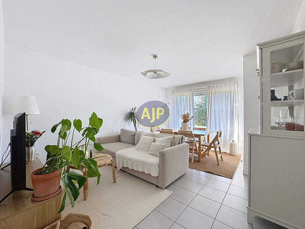 LABENNE - PROCHE CENTRE - APPARTEMENT 4 PIECES RECENT AVEC TERRASSE ET 2 PARKINGS