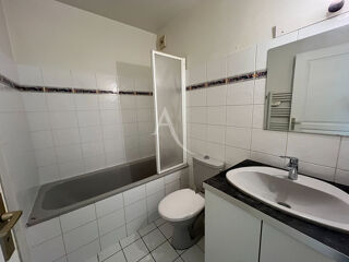  Appartement à louer 1 pièce 27 m²