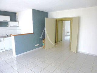 Appartement à louer 3 pièces 56 m²
