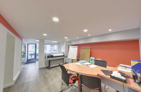   Local commercial Macon 1 pice 77 m2 