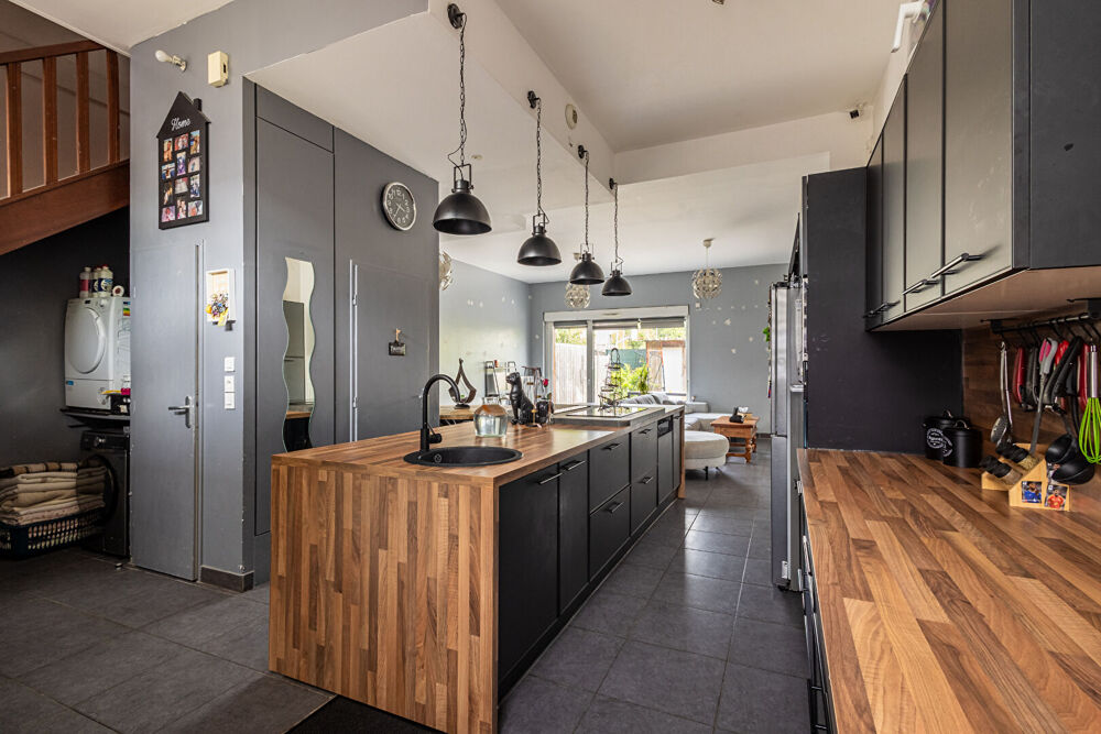 UNIQUEMENT CHEZ CITYA MELANTOIS RONCHIN : MAISON CONSTRUCTION 2014 - 4 CHAMBRES - JARDIN - PARKING - 2 SALLES DE BAINS - LILLE L
