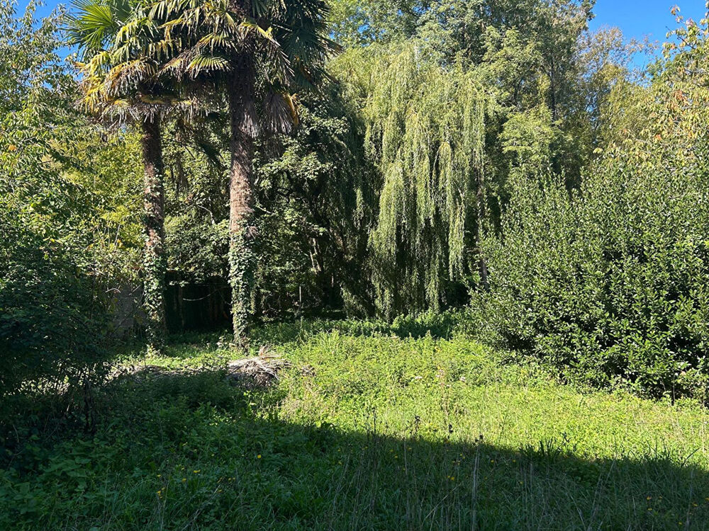 Grande grange à rénover avec permis de construire