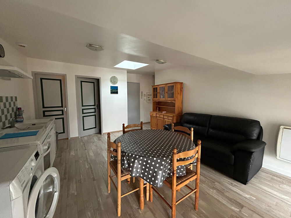 Location Appartement Appartement MEUBLE - Jonzac Centre Ville Jonzac