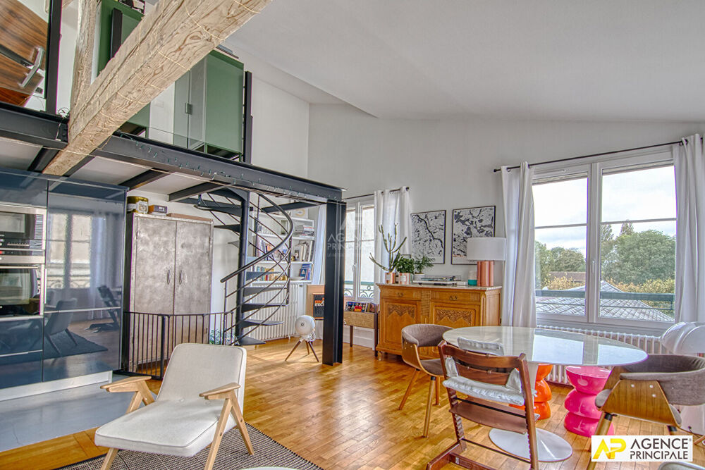 Vente Appartement Versailles Ermitage Appartement duplex 4 pièces 91 m² au sol  2ème et dernier étage Versailles