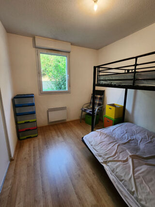  Appartement à louer 3 pièces 60 m²