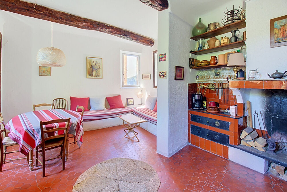 Vente Maison A VENDRE EN EXCLUSIVITE A CHATEAUDOUBLE - Charmante maison de village d'environ 100m² Chateaudouble