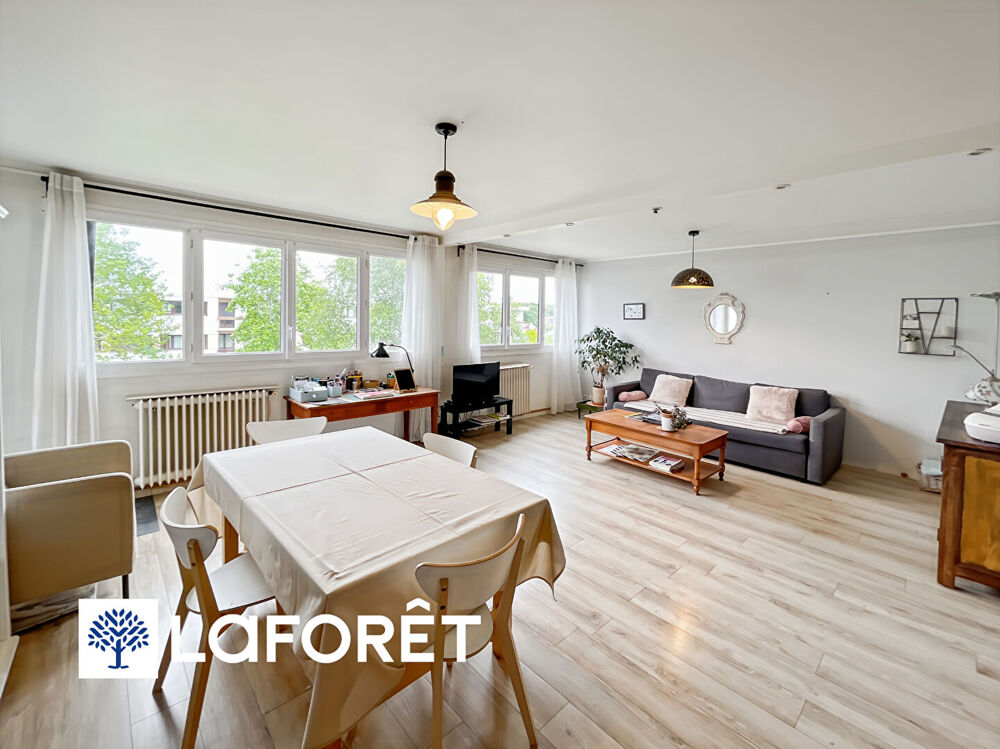 Appartement 4 pièces 76 m² · à Sainte Genevieve des Bois · 76 m² · 187 560 €