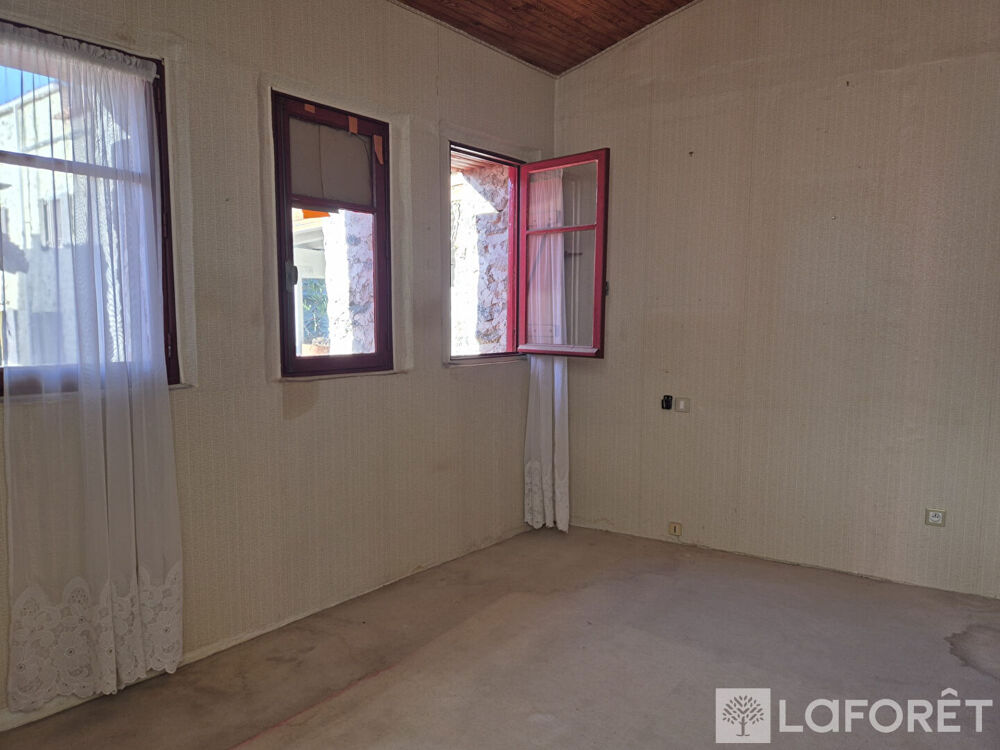 Maison Eus 2 pièce(s) 73 m2