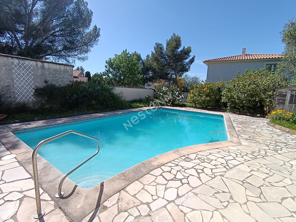 Vente Maison Six-fours le Brusc Maison T6 d'environ 150 m² sur terrain plat de 1503 m² Six fours les plages
