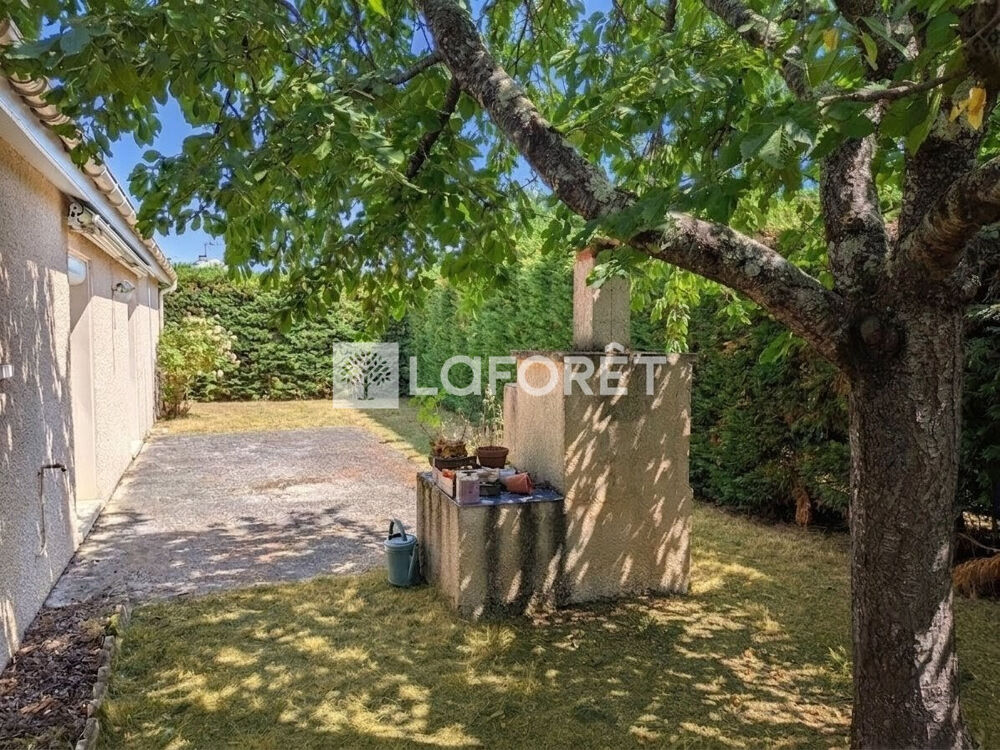 Vente Maison Maison La Salvetat Saint Gilles 5 pièce(s) 101 m2 La salvetat saint gilles