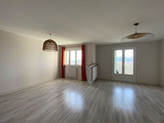  Appartement à louer 4 pièces 85 m²