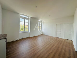  Appartement à louer 4 pièces 85 m² Bram