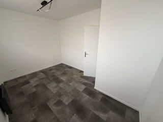  Appartement à louer 3 pièces 50 m²