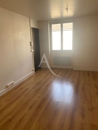  Appartement à louer 2 pièces 25 m²