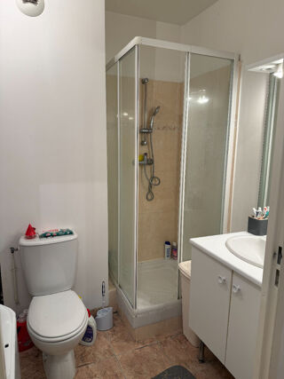  Appartement à louer 1 pièce 28 m²