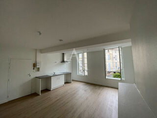  Appartement à louer 1 pièce 29 m²
