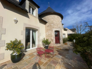  Maison à vendre 10 pièces 255 m²