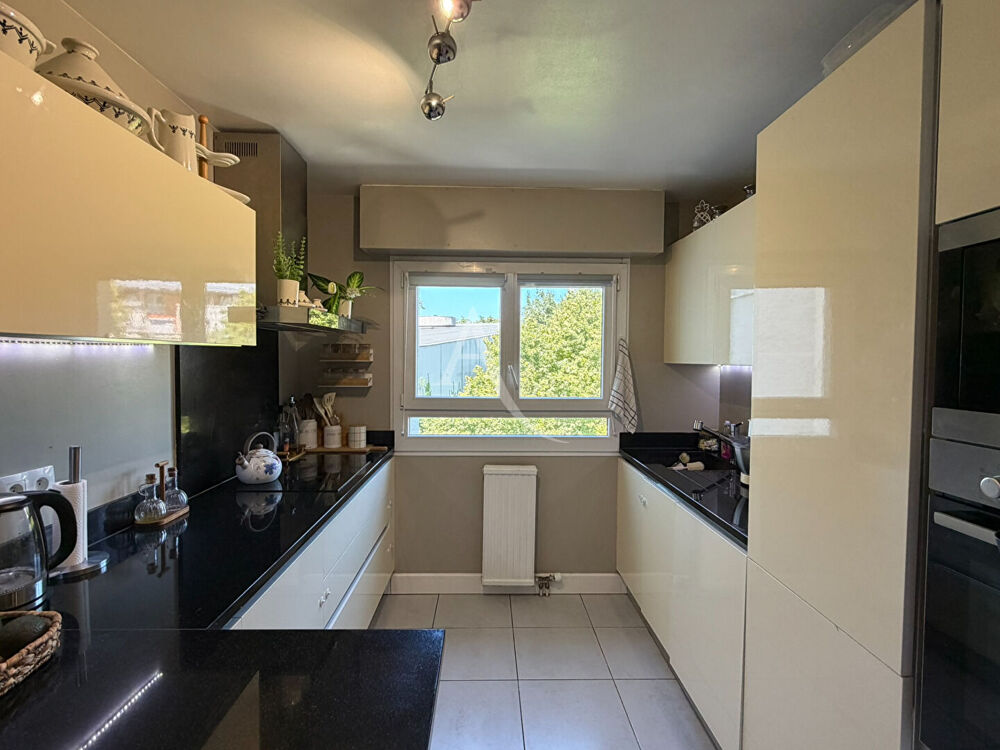 Appartement Lognes 5 pièce(s) 99.59 m2 + balcon + box