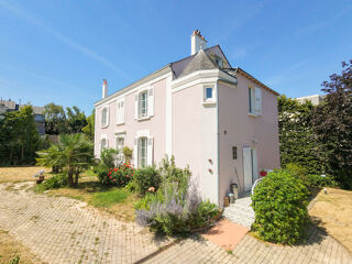  Maison à vendre 10 pièces 270 m²