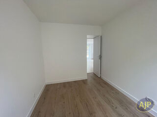  Appartement à louer 3 pièces 56 m²