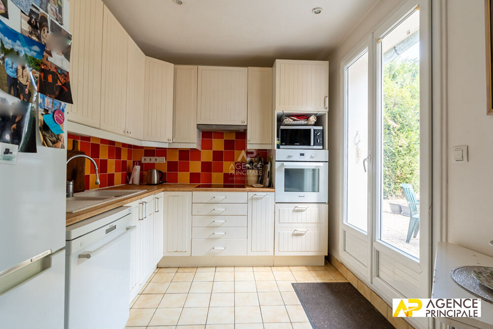 Vente Maison Maison Le Mesnil Le Roi 5 pièce(s) 113.65 m2 Le mesnil le roi