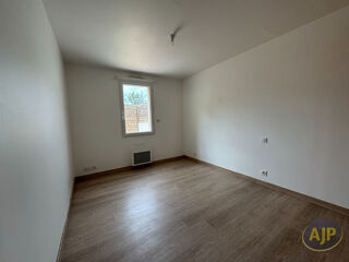  Maison � louer 3 pi�ces 70 m� Bazoges en paillers