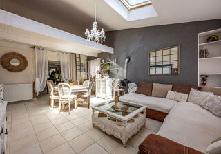  Maison � vendre 9 pi�ces 210 m�