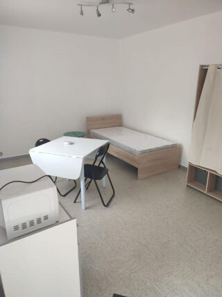 Appartement à louer 1 pièce 19 m²