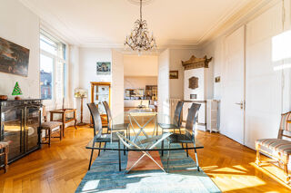  Appartement � vendre 7 pi�ces 227 m�