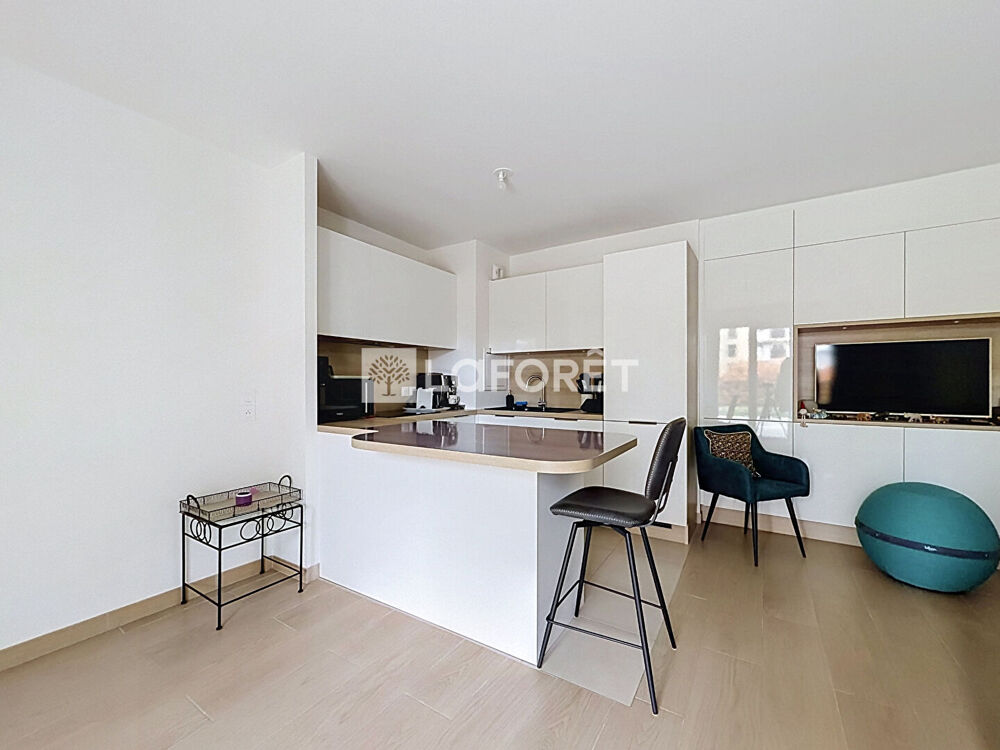 Vente Appartement À VENDRE BEL APPARTEMENT 3 PIÈCES DE 62 m² EN REZ-DE-JARDIN Le plessis robinson