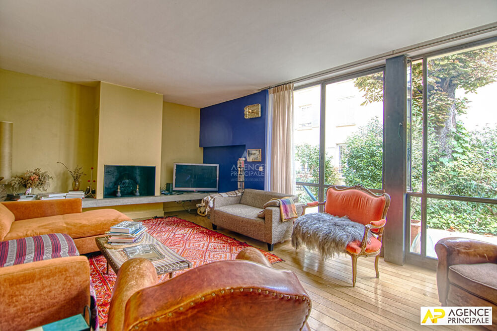 Vente Maison Versailles Saint-Louis Maison 9 pièces 230 m² au sol avec ascenseur, 2 places de parking et jardin Versailles