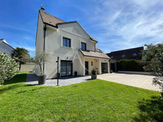 Maison 7 pièces 156 m² · à Ozoir-la-Ferrière · 156 m² · 569 000 €