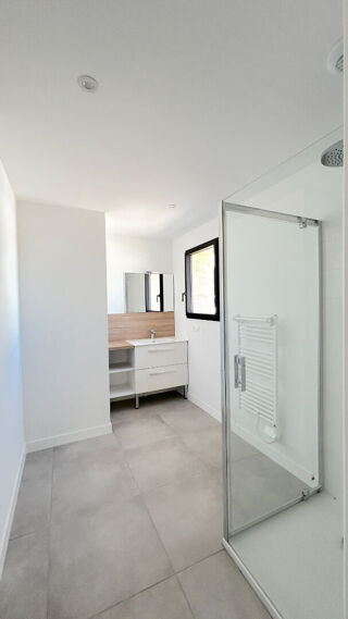  Maison à louer 5 pièces 138 m²