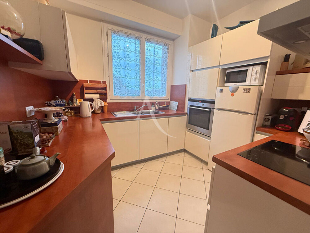 Vente Appartement Trespoey appartement 3 chambres ,garage et caves Pau