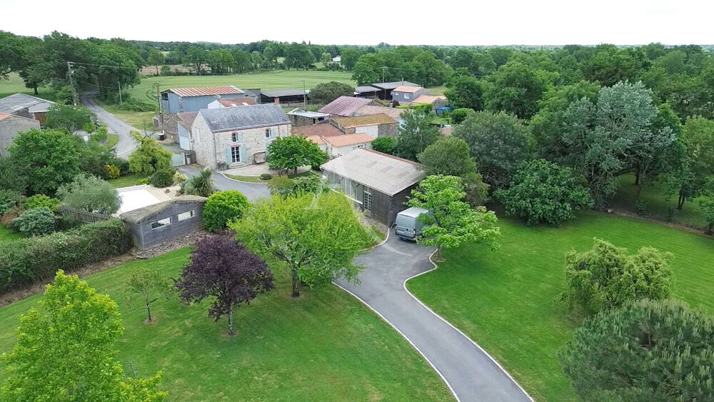 Maison 6 pièces 146 m² · à Aizenay · 146 m² · 416 500 €