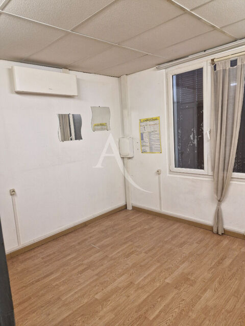   Local commercial Sollies Ville cabinet médical 150 m2 