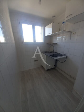  Appartement à louer 3 pièces 44 m²