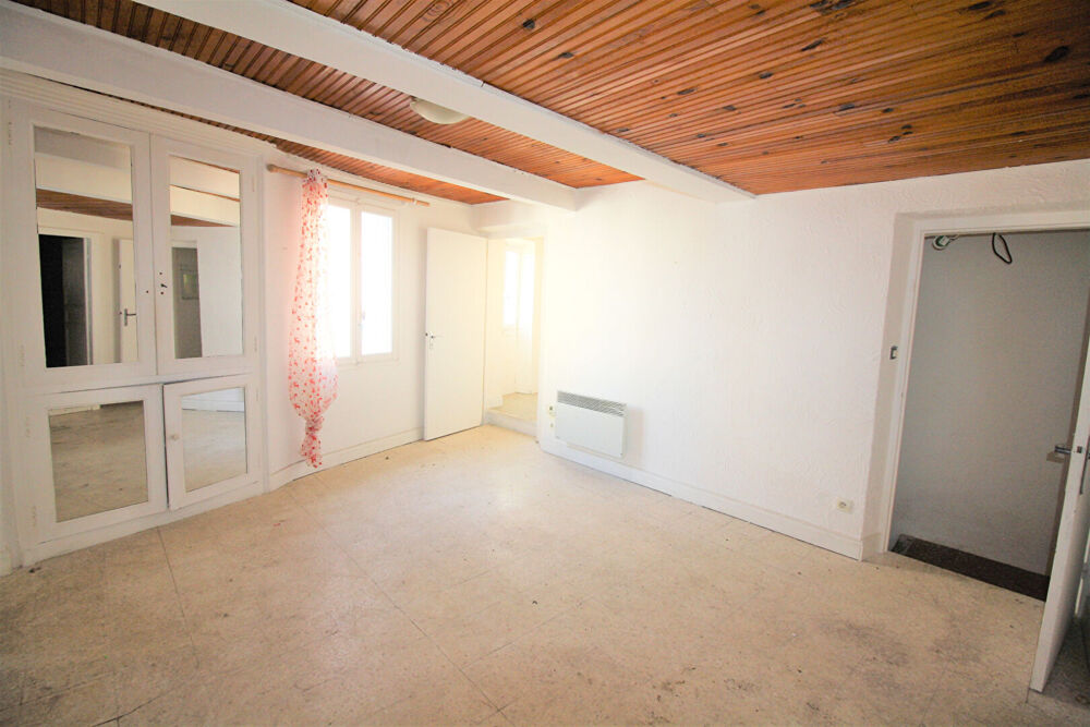 ESTAGEL : Maison de ville 4 pièces + Studio - surface totale de 139.38 m² avec Terrasse