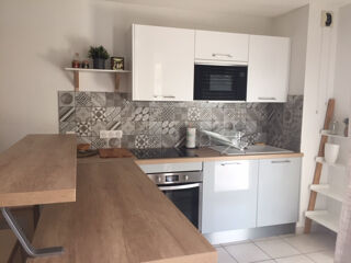  Appartement à louer 1 pièce 28 m²