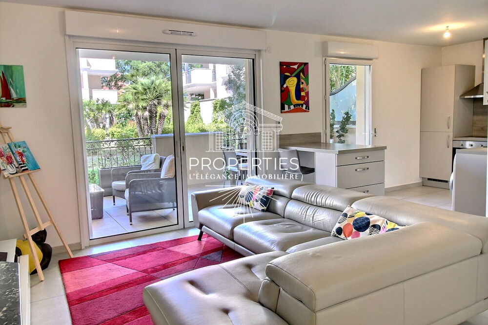 Vente Appartement BORMES - LE PIN - SUPERBE T3 - GRANDE TERRASSE - PISCINE - GARAGE Bormes les mimosas