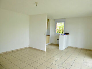  Appartement à louer 2 pièces 44 m²