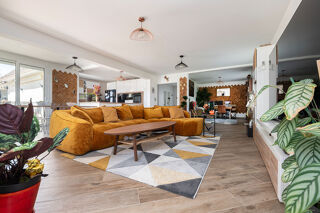  Maison � vendre 9 pi�ces 217 m�