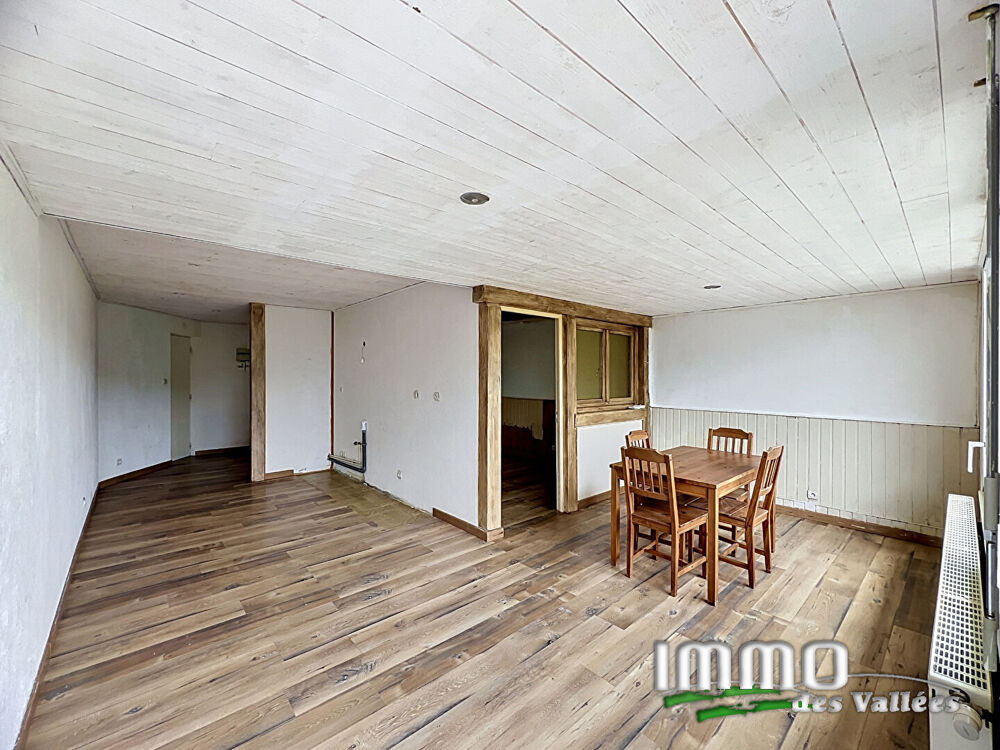 Appartement à rénover avec terrasse et vue dégagée