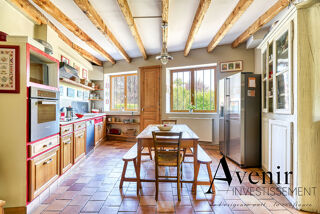  Maison � vendre 9 pi�ces 312 m�